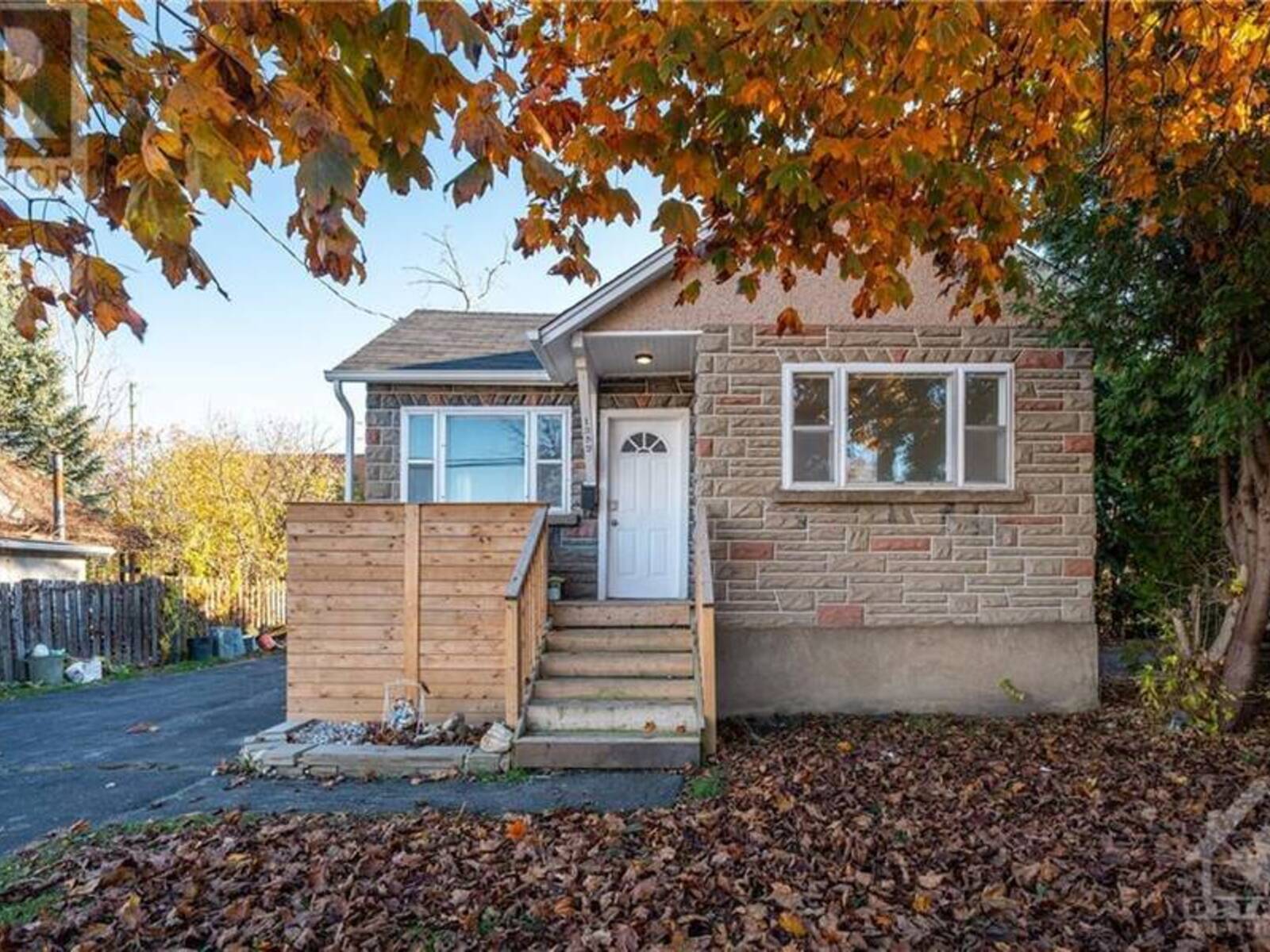 1352 RAVEN AVENUE, Ottawa, Ontario K1Z 7Y2