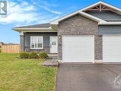 302 FORESTVIEW CRESCENT Renfrew Ontario, K7V 0C4