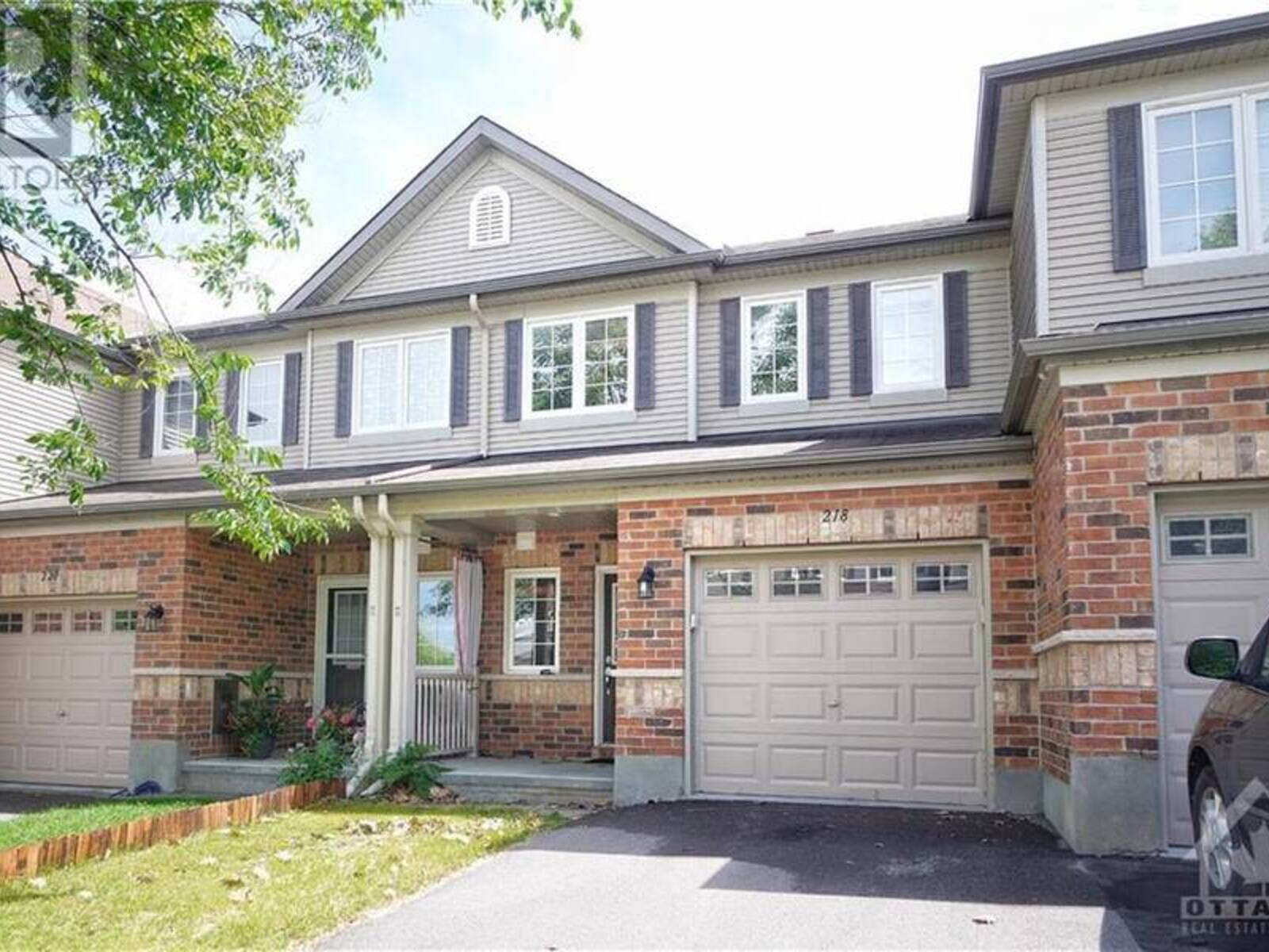 218 MOREL PRIVATE, Ottawa, Ontario K2S 0M8