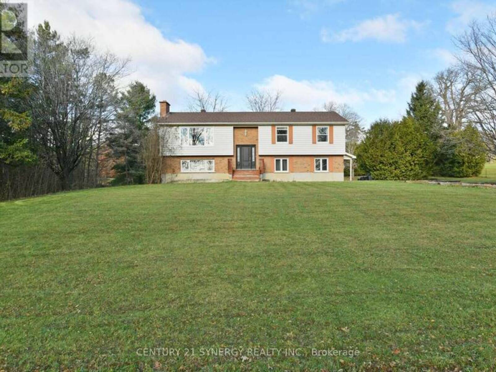 40 DOCHART STREET, McNab/Braeside, Ontario K0A 1G0