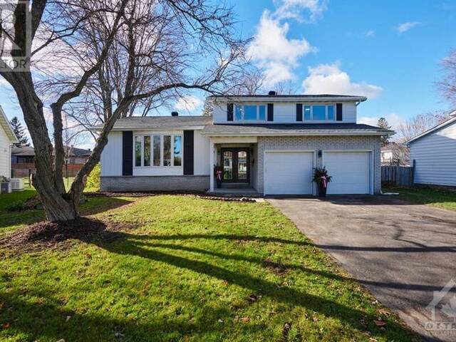 42 WOODBURN DRIVE Gloucester Ontario, K1B 3A7