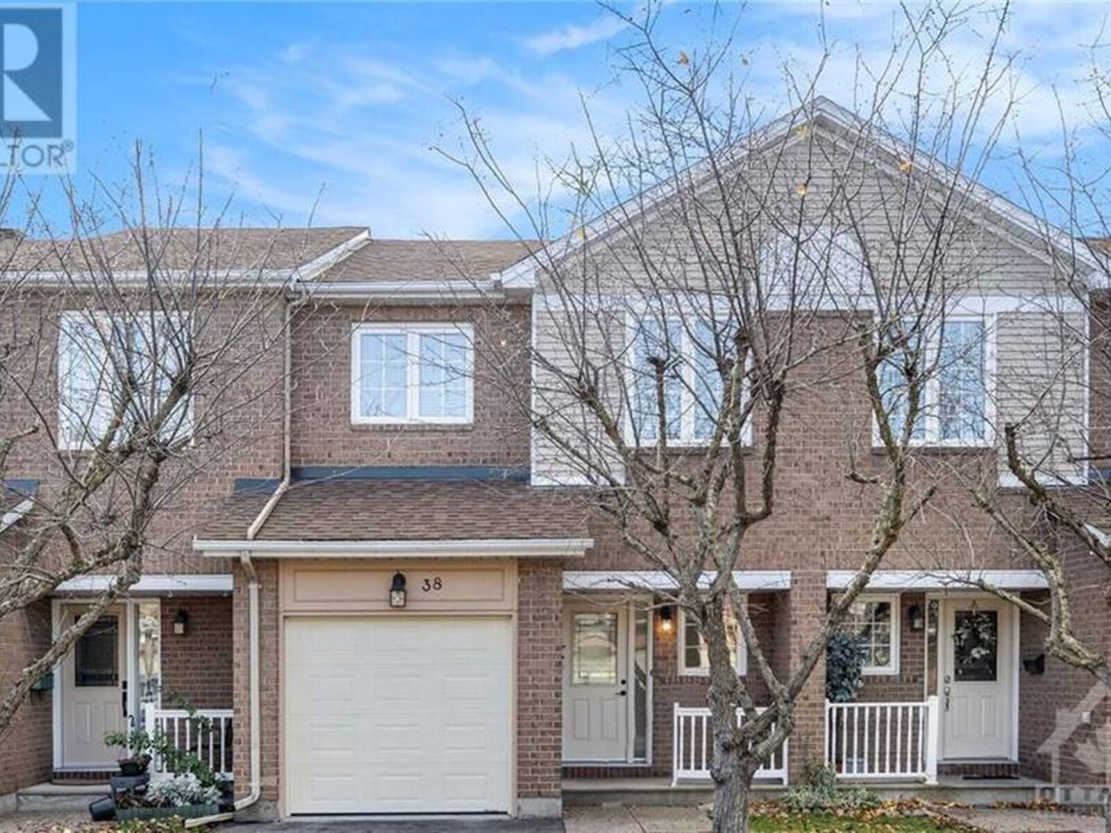 38 STONEBRIAR DRIVE, Ottawa, Ontario K2G 5X9