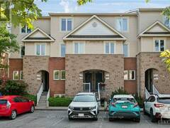 75 STRATHAVEN Ottawa Ontario, K1J 1K7