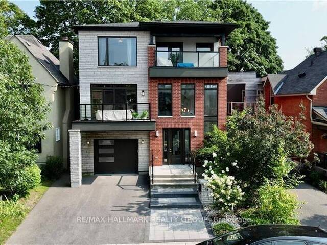 14 THORNTON AVENUE Ottawa Ontario, K1S 2R9