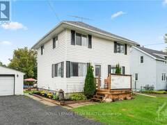 3069 WALKER STREET E Edwardsburgh/Cardinal Ontario, K0E 1E0