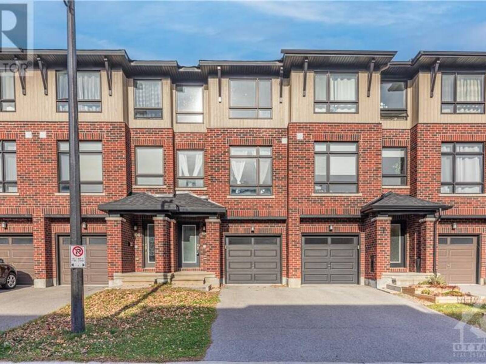 104 WILD SENNA WAY, Ottawa, Ontario K2J 5Z7