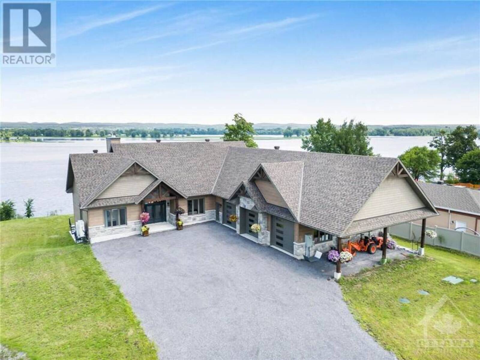 3815 OLD HIGHWAY 17 ROAD, Rockland, Ontario K4K 1W2