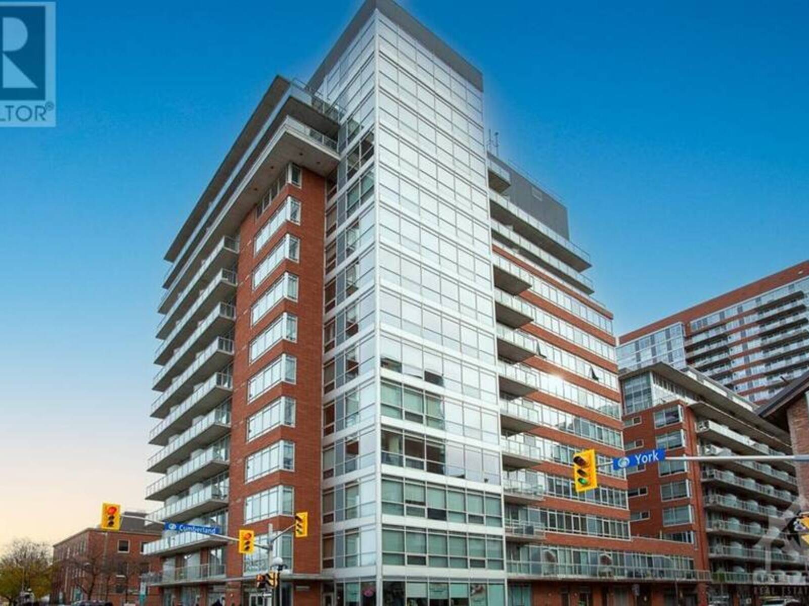 180 YORK STREET UNIT#301, Ottawa, Ontario K1N 8W4