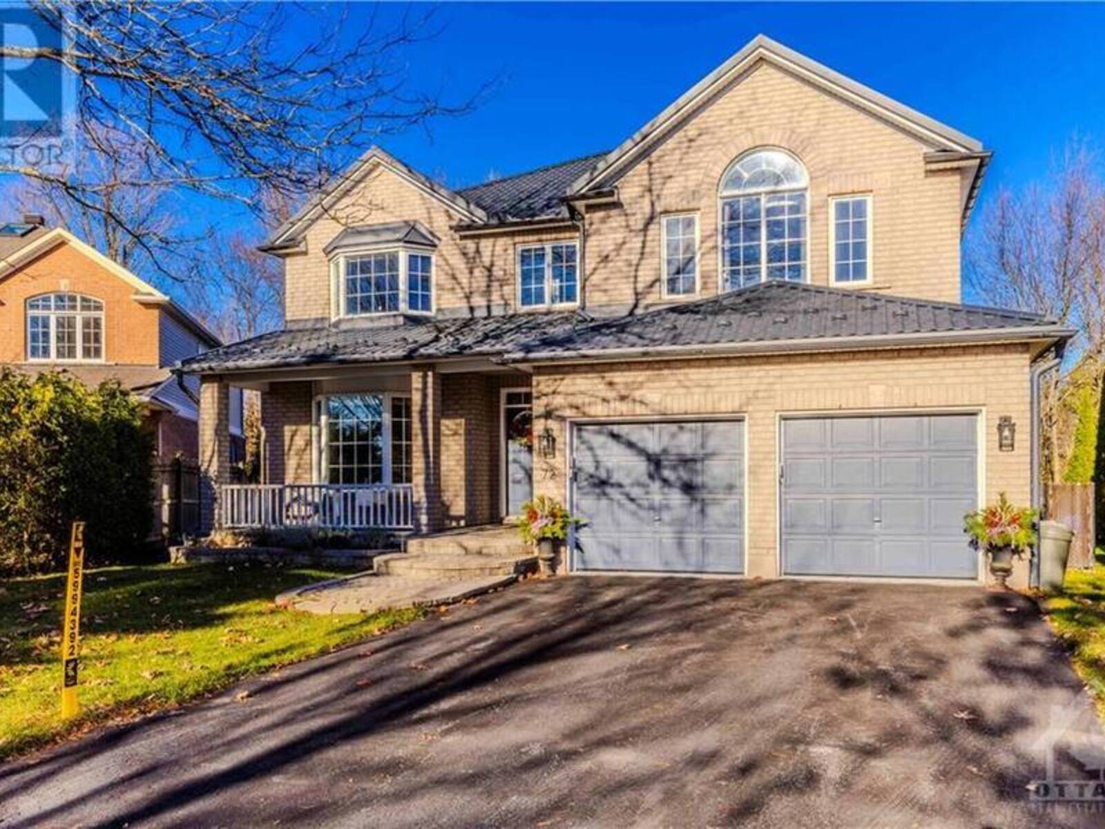 72 KENINS CRESCENT, Kanata, Ontario K2K 3E4