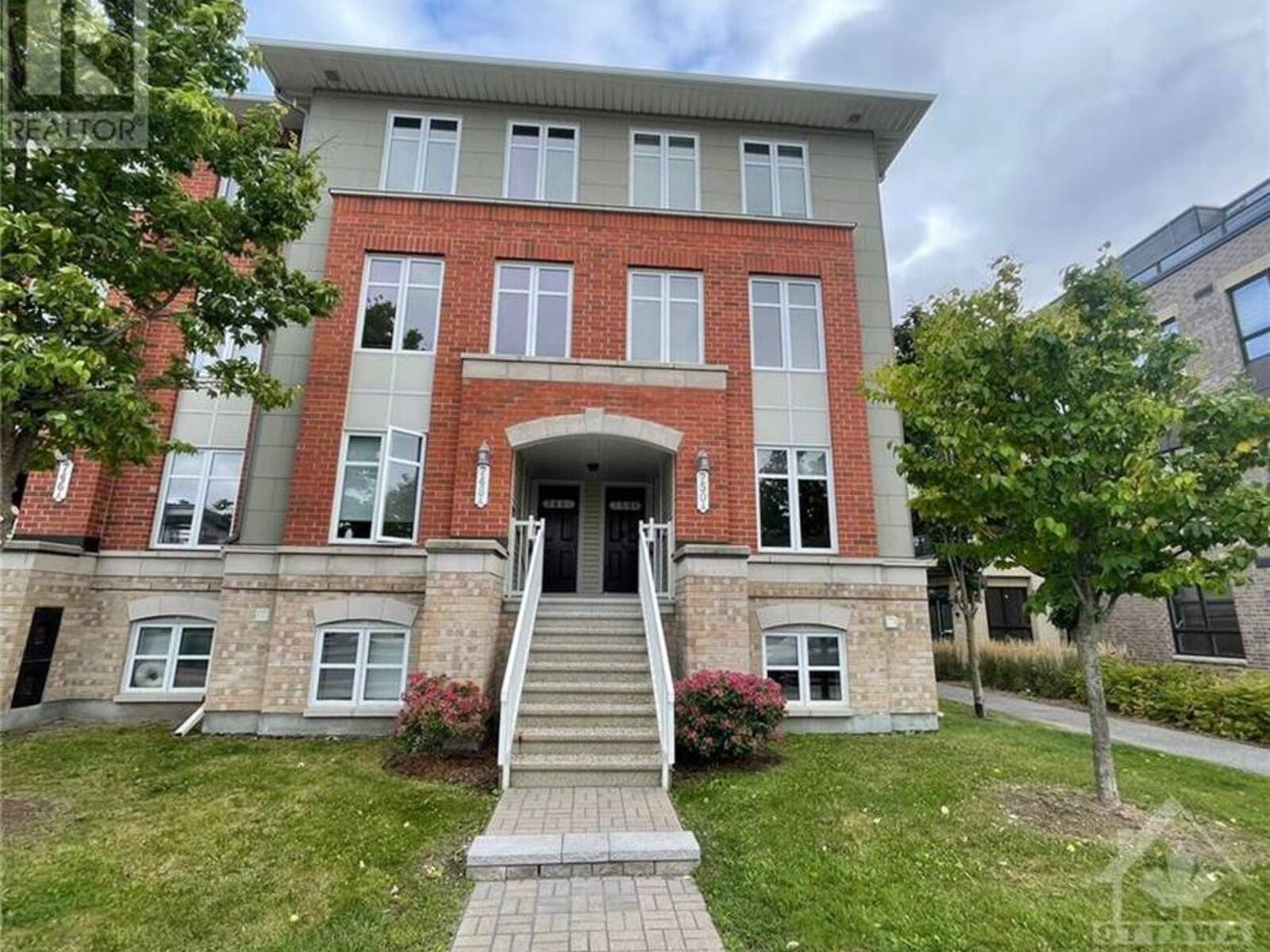 750 CHAPMAN MILLS DRIVE UNIT#B, Ottawa, Ontario K2J 3V2