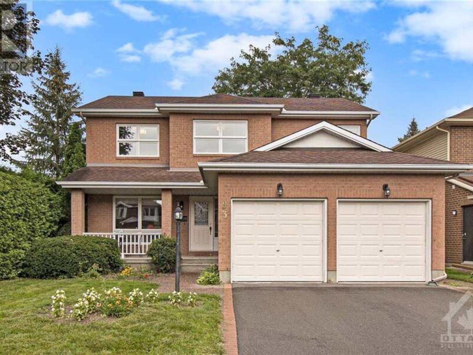 93 SUMMERWALK PLACE, Ottawa, Ontario K2G 5Y4