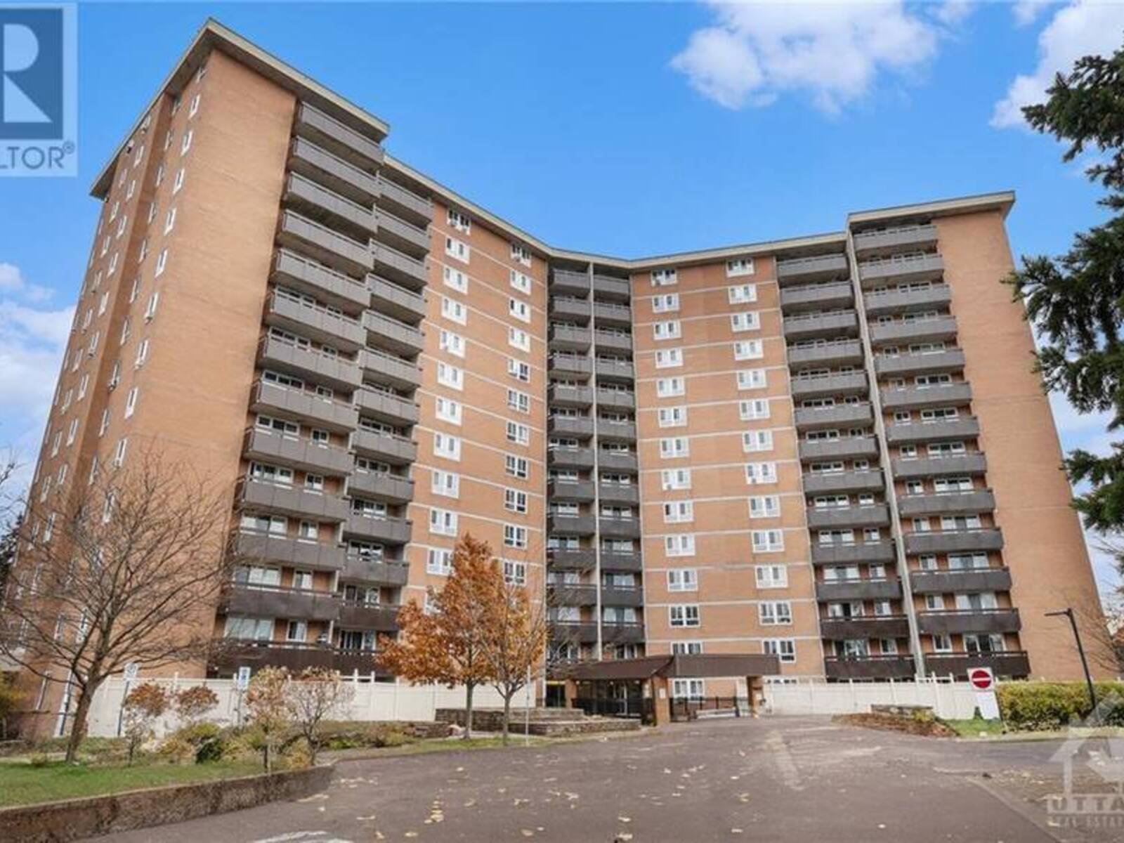 2000 JASMINE CRESCENT UNIT#615, Ottawa, Ontario K1J 8K4