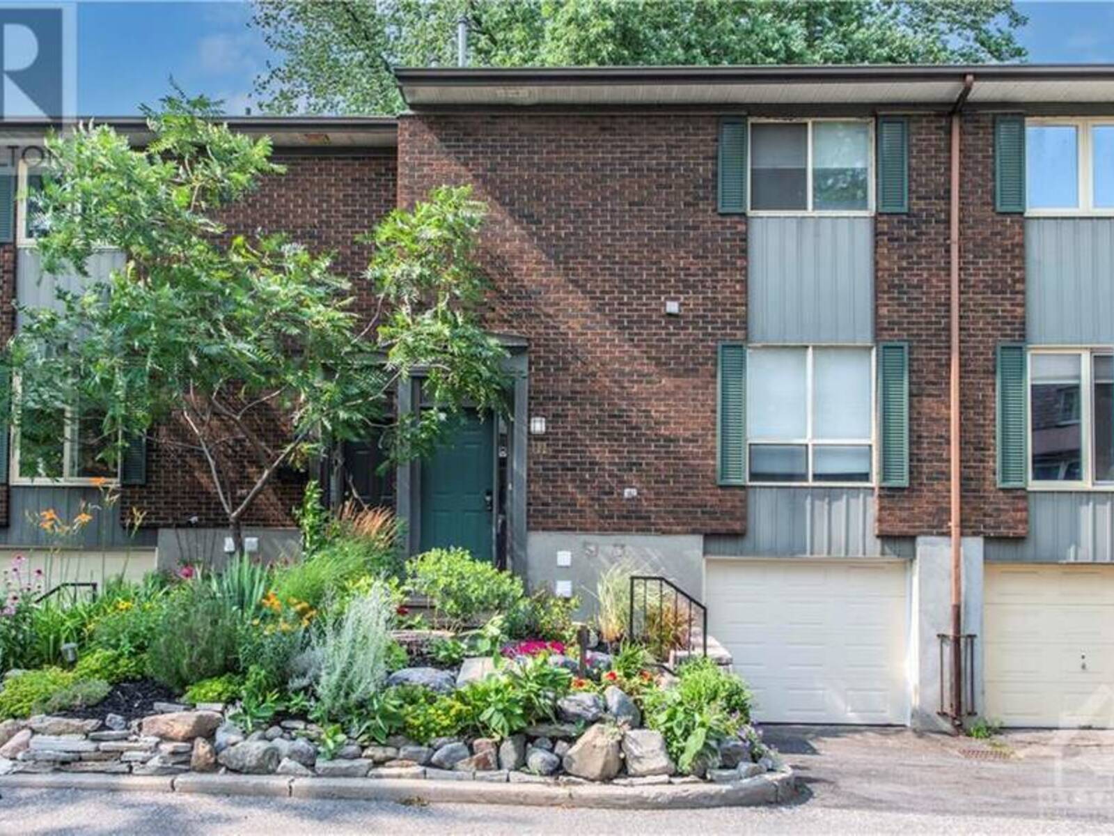 111 BEACHVIEW PRIVATE, Ottawa, Ontario K1V 1M7