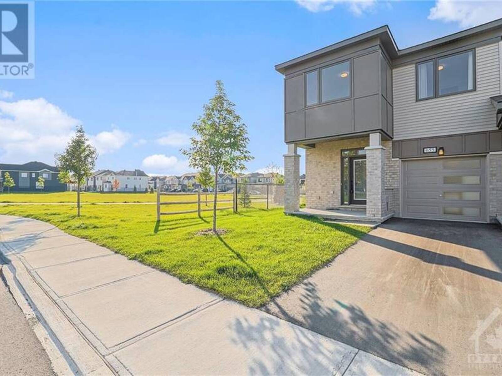 655 ALLIED MEWS, Ottawa, Ontario K2S 3A1