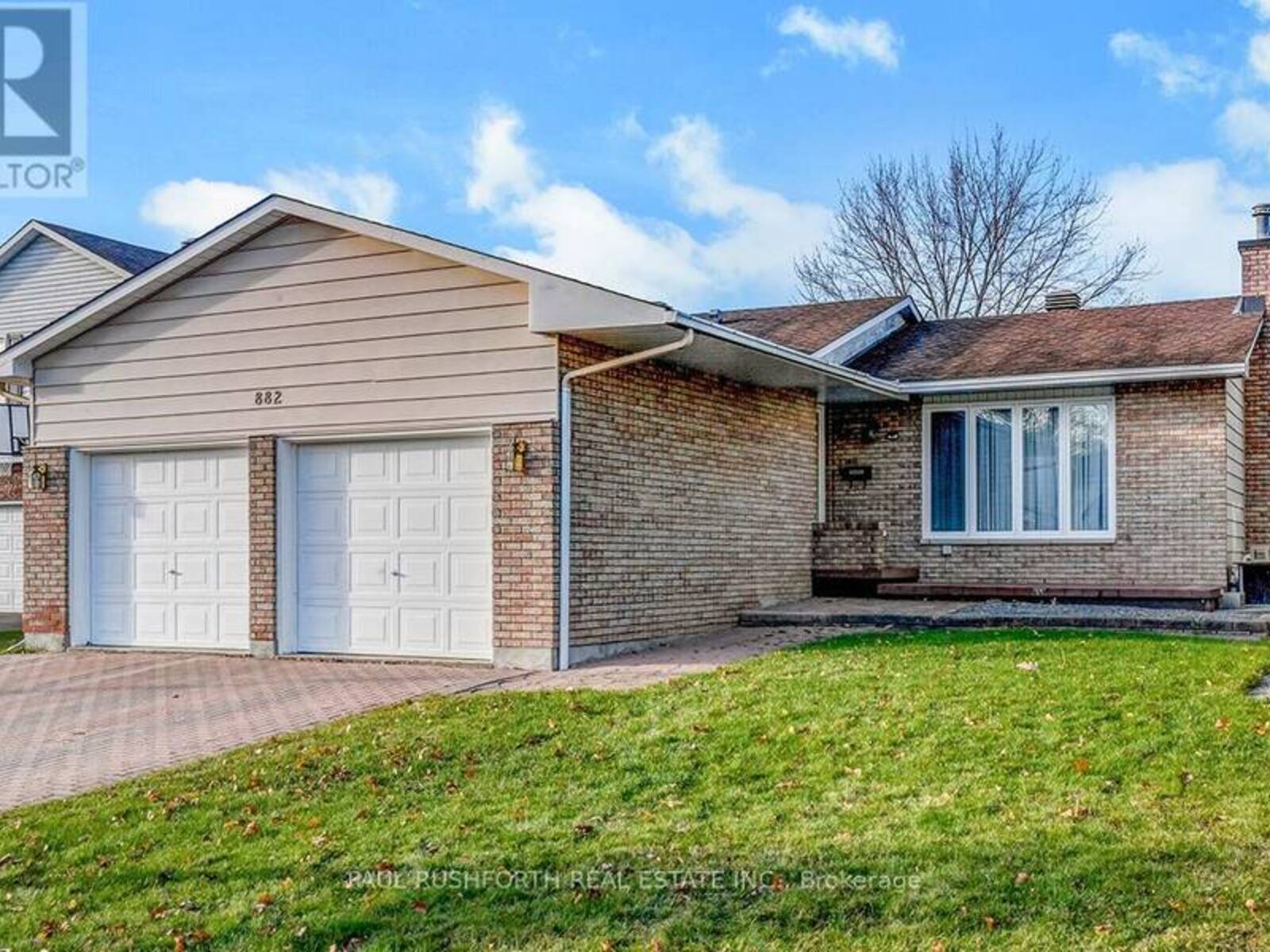 882 EXPLORER LANE, Ottawa, Ontario K1C 2S2