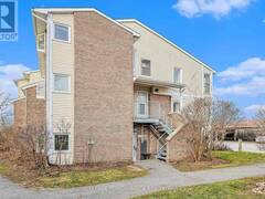 UNIT A - 20 SHEHYN LANE Ottawa Ontario, K2G 4Y5