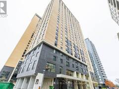 1102 - 105 CHAMPAGNE AVENUE S Ottawa Ontario, K1S 4P3