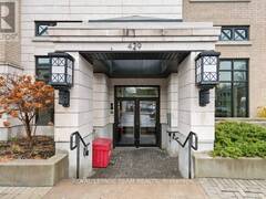 326 - 429 KENT STREET Ottawa Ontario, K2P 1B5