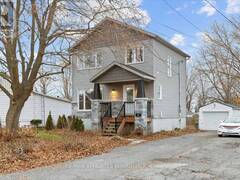 49 HALTON STREET Perth Ontario, K7H 2C5