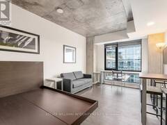 2915 - 105 CHAMPAGNE AVENUE S Ottawa Ontario, K1S 4P3