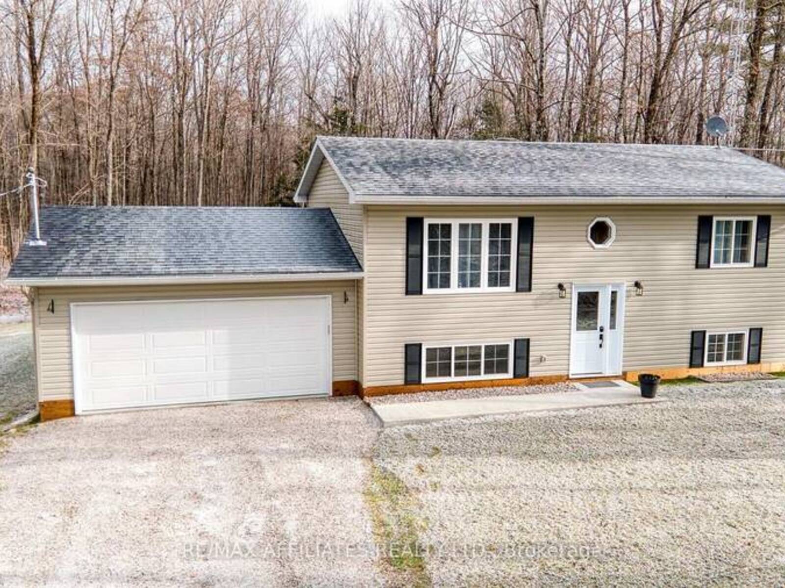 804 DARLING ROAD, Lanark Highlands, Ontario K0A 1P0