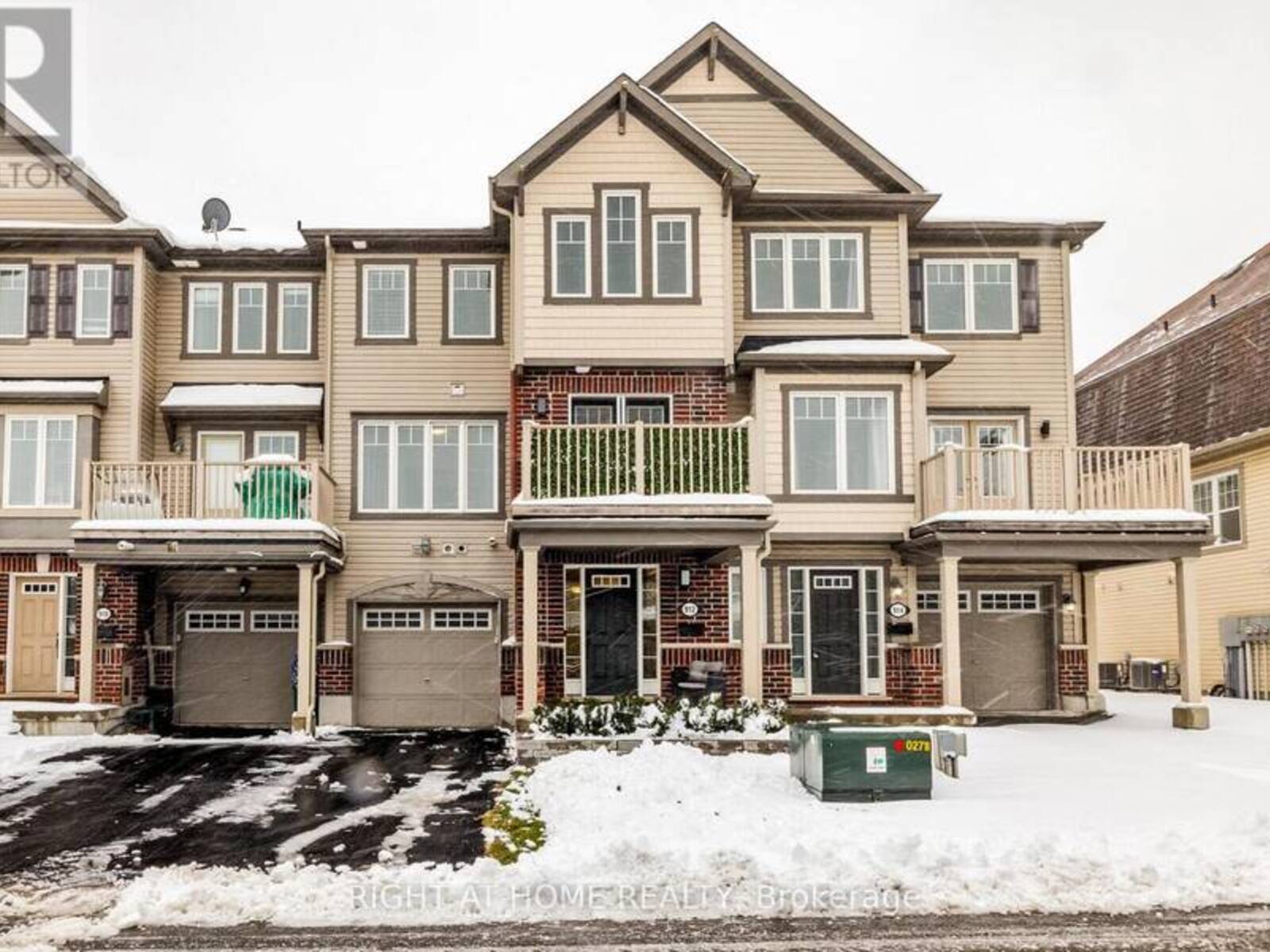 912 MESSOR CRESCENT, Ottawa, Ontario K2S 0L7