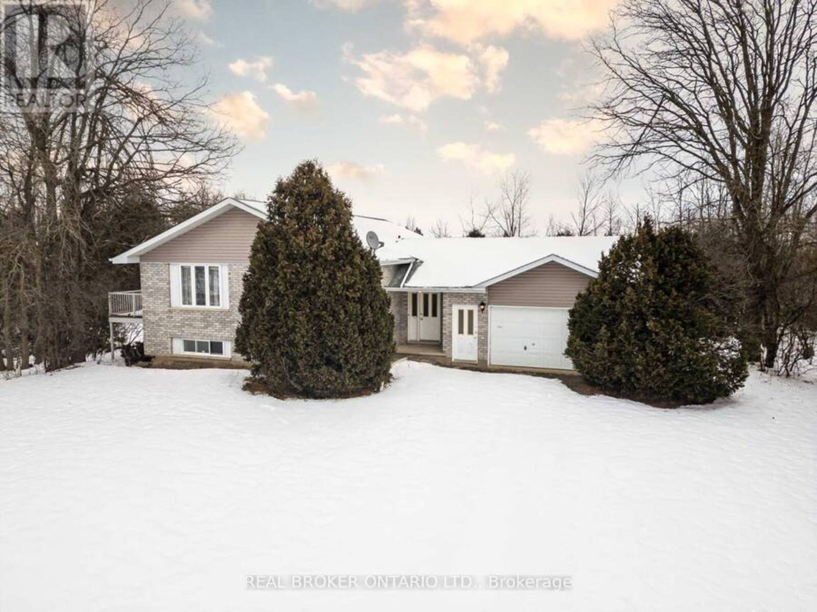 1327 OLD CARRIAGE LANE, North Dundas, Ontario K0C 2K0