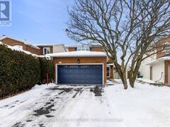 2024 LEGRAND CRESCENT E Ottawa Ontario, K1E 3P8