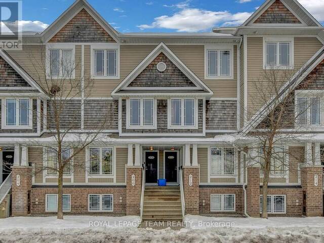 18 - 208 CHAPMAN MILLS DRIVE Ottawa Ontario, K2J 0B8