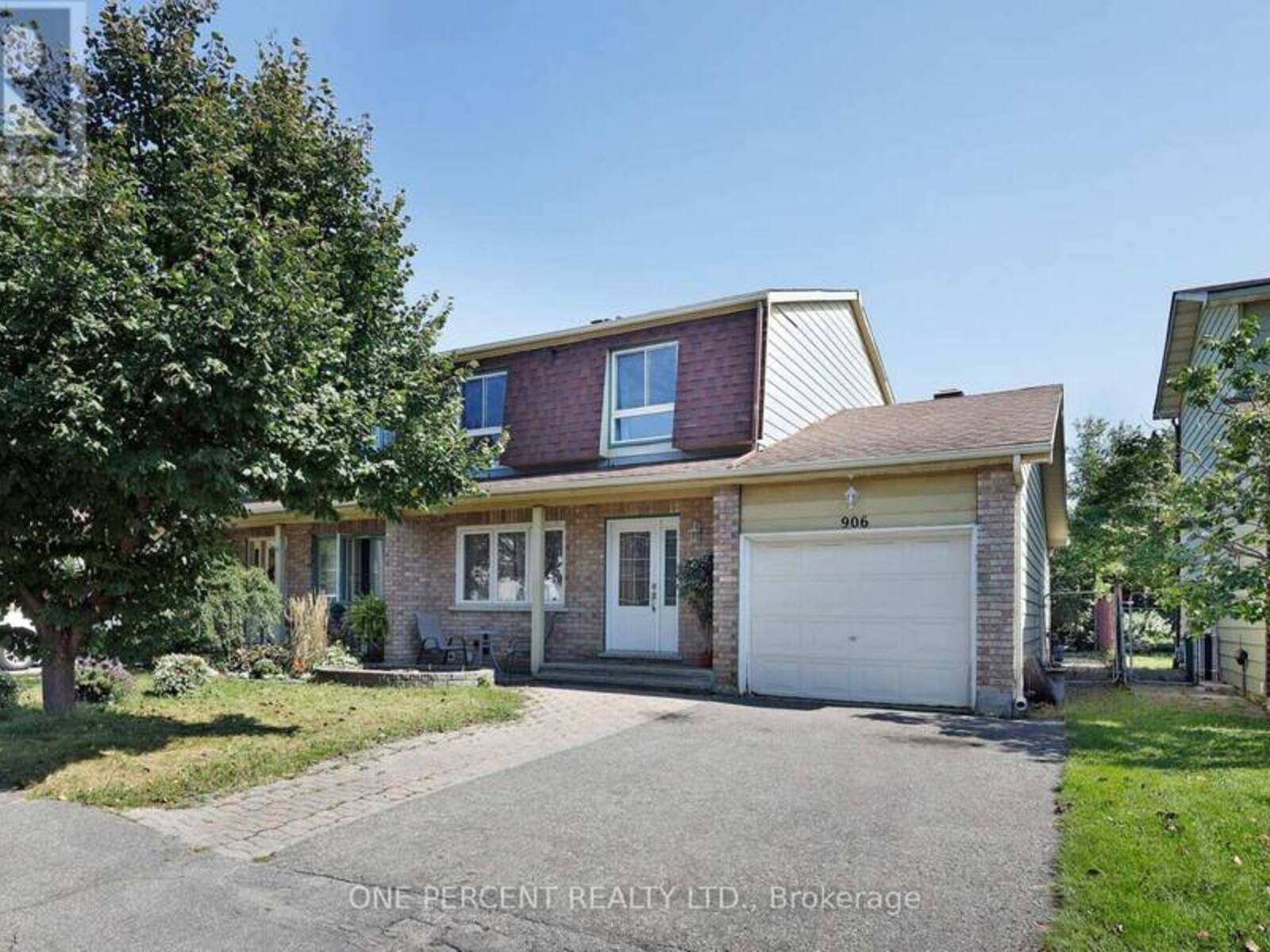 906 CAHILL DRIVE W, Ottawa, Ontario K1V 9A2