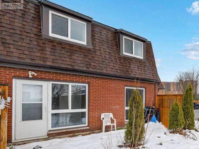 23J - 1910 JASMINE CRESCENT Ottawa Ontario, K1J 7V9