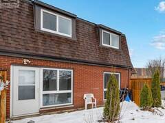 23J - 1910 JASMINE CRESCENT Ottawa Ontario, K1J 7V9