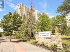 1604 - 1081 AMBLESIDE DRIVE Ottawa Ontario, K2B 8C8