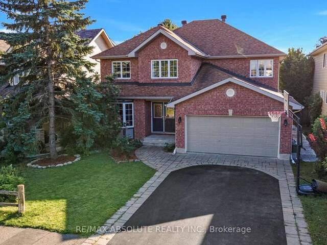 9 SHANNONDOE CRESCENT Ottawa Ontario, K2M 2C8