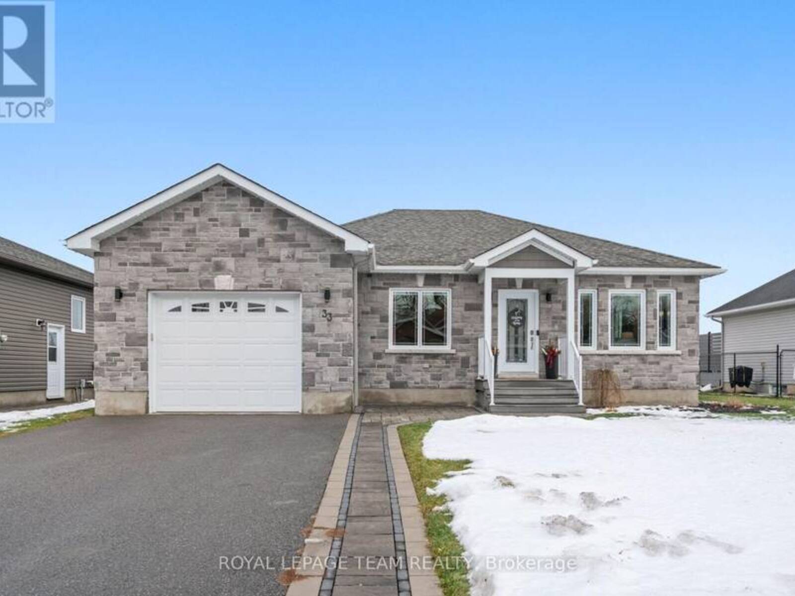 33 CHRISTIE LANE, Winchester, Ontario K0C 2K0