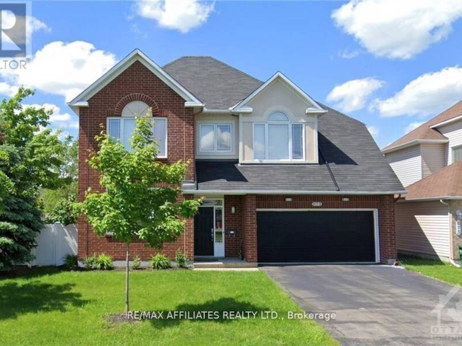 673 AQUAVIEW DRIVE, Ottawa, Ontario K4A 4W4