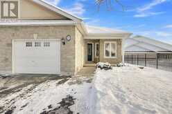 72 LA CROISEE STREET | Embrun Ontario | Slide Image One