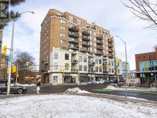 706 - 420 BERKLEY AVENUE Ottawa Ontario, K2A 4H5 - 2 Bedrooms Condo For Sale