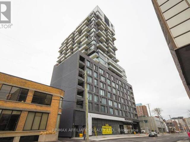 1709 - 203 CATHERINE STREET Ottawa Ontario, K2P 1J5 - 2 Bedrooms Condo For Sale