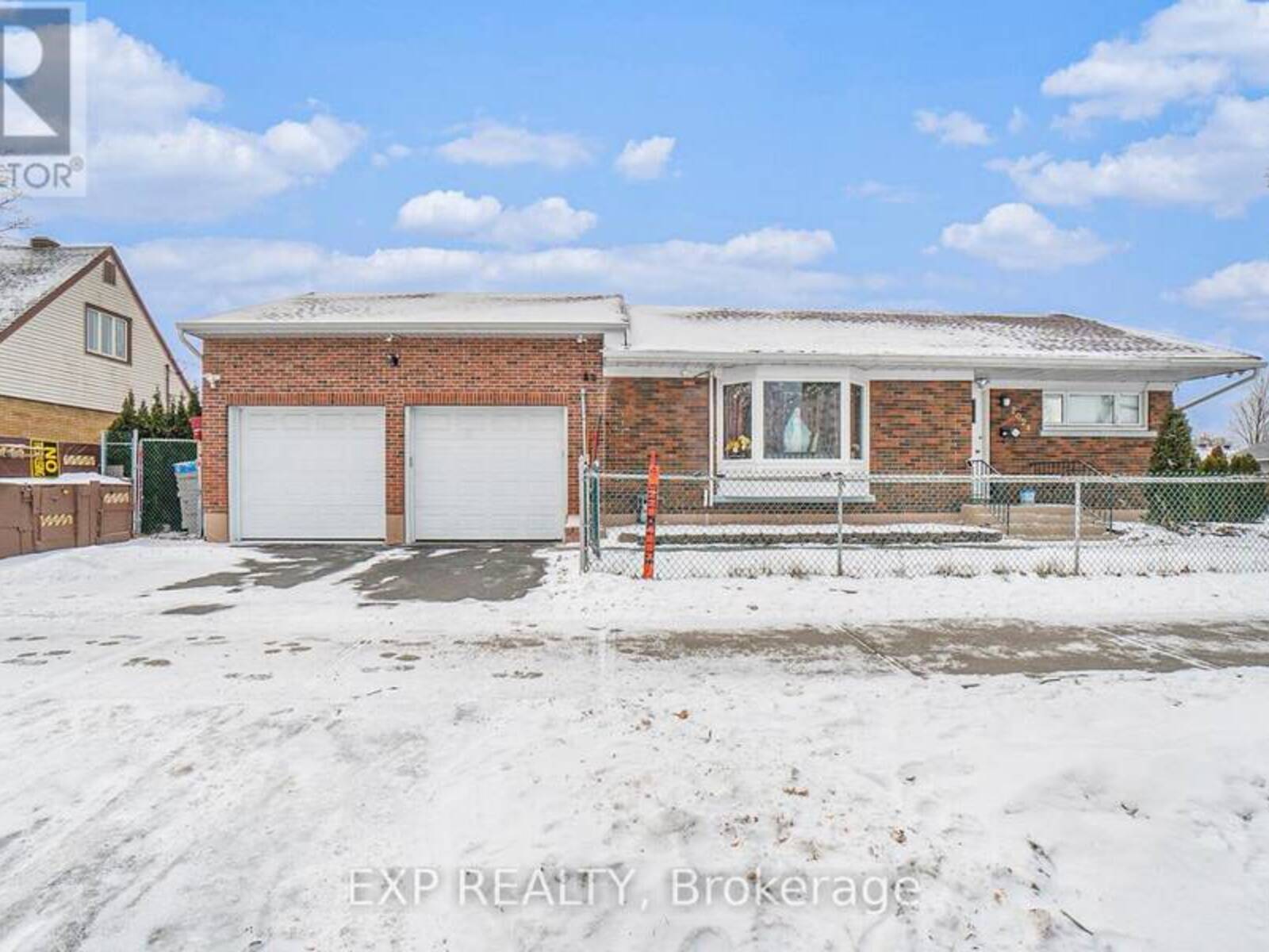 2024 OTHELLO AVENUE, Ottawa, Ontario K1G 2A6