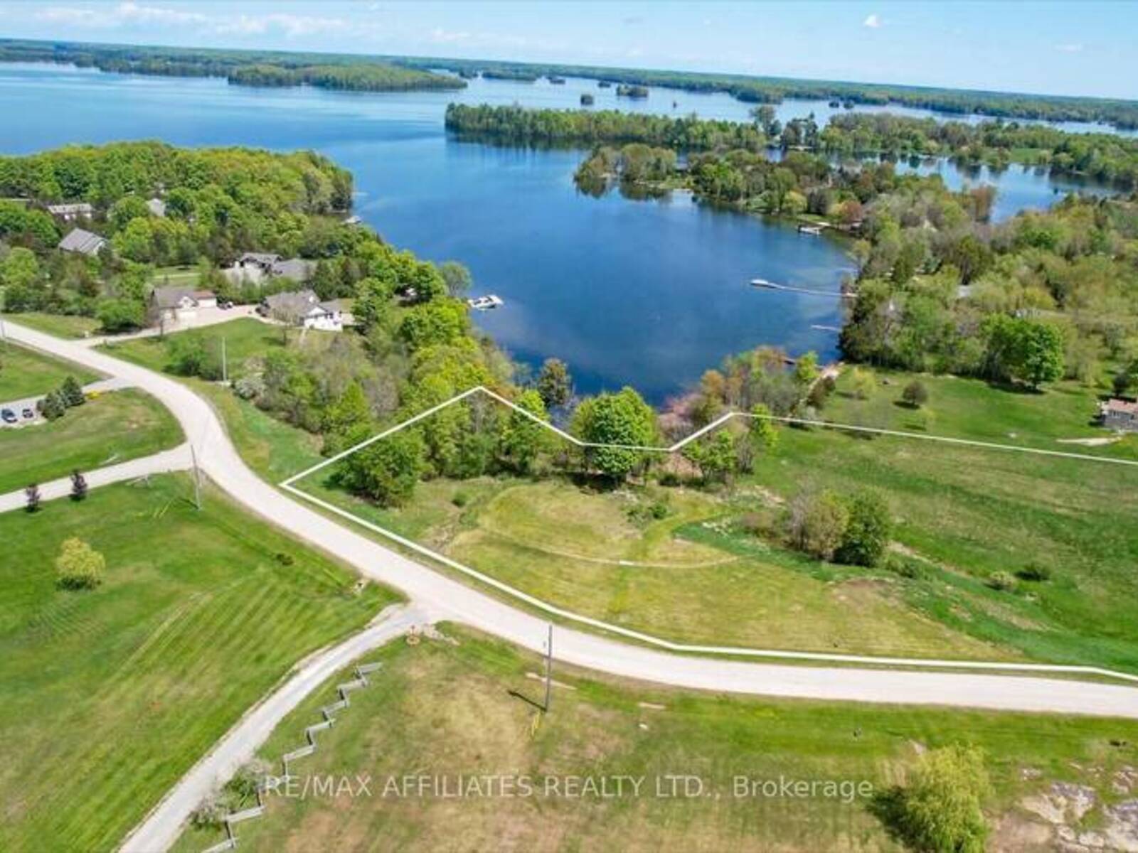 70 HORACE DRIVE, Rideau Lakes, Ontario K0G 1V0