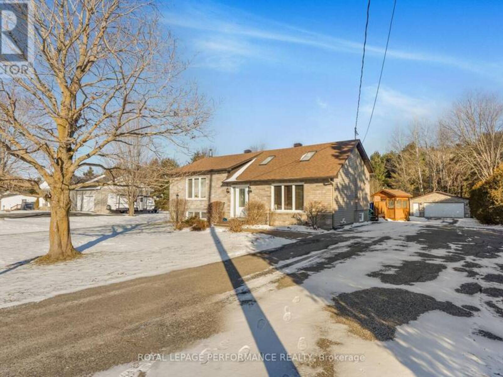 1073 GREENLANE ROAD W, Hawkesbury, Ontario K6A 0C5