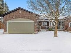 72 WATERTHRUSH CRESCENT Ottawa Ontario, K2M 2T9