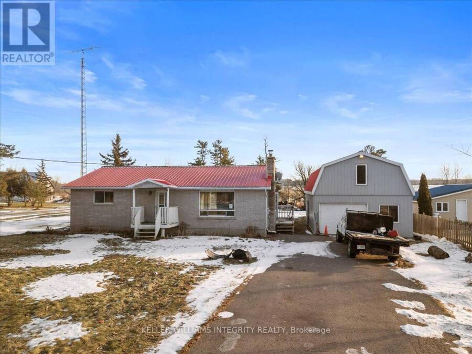 3062 OLD HIGHWAY 17 ROAD, Clarence-Rockland, Ontario K4K 1W3