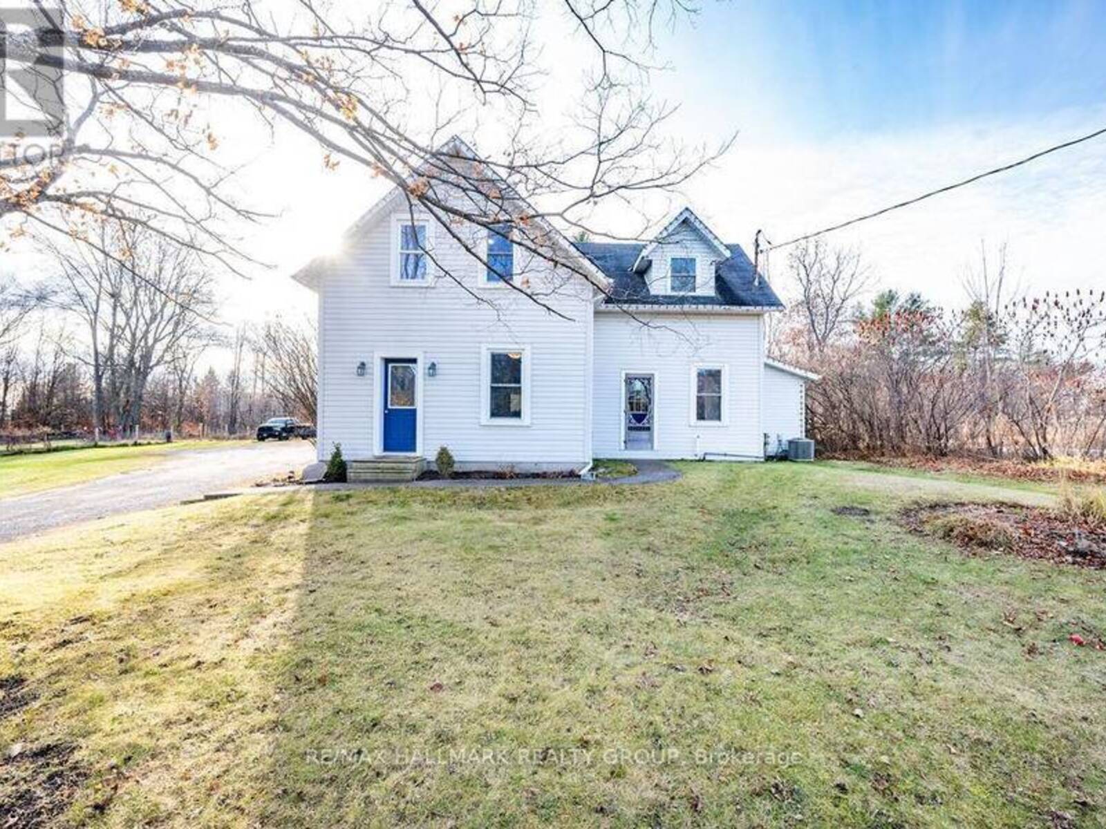 715 RIVER ROAD, McNab-Braeside, Ontario K0A 1G0