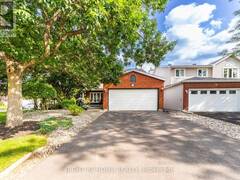 32 ELLISSON WAY Ottawa Ontario, K1G 4P6