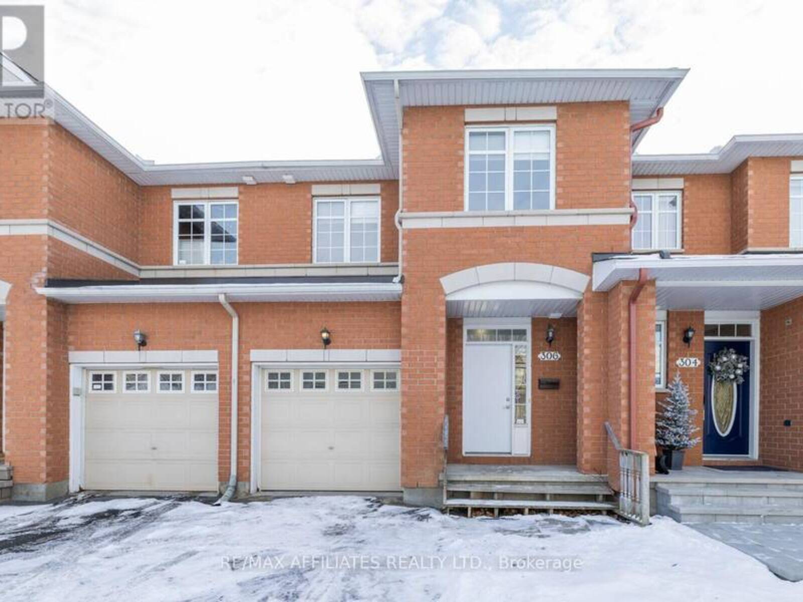 306 BERRIGAN DRIVE, Ottawa, Ontario K2J 5B5