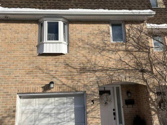 3 LIGHTFOOT PLACE Ottawa Ontario, K2L 3M5