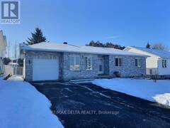 876 LAWRENCE STREET Clarence-Rockland Ontario, K4K 1M8