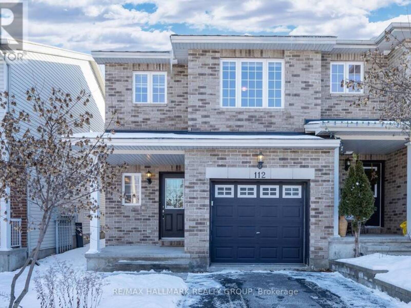 112 CHALLENGE CRESCENT, Ottawa, Ontario K4A 0T9